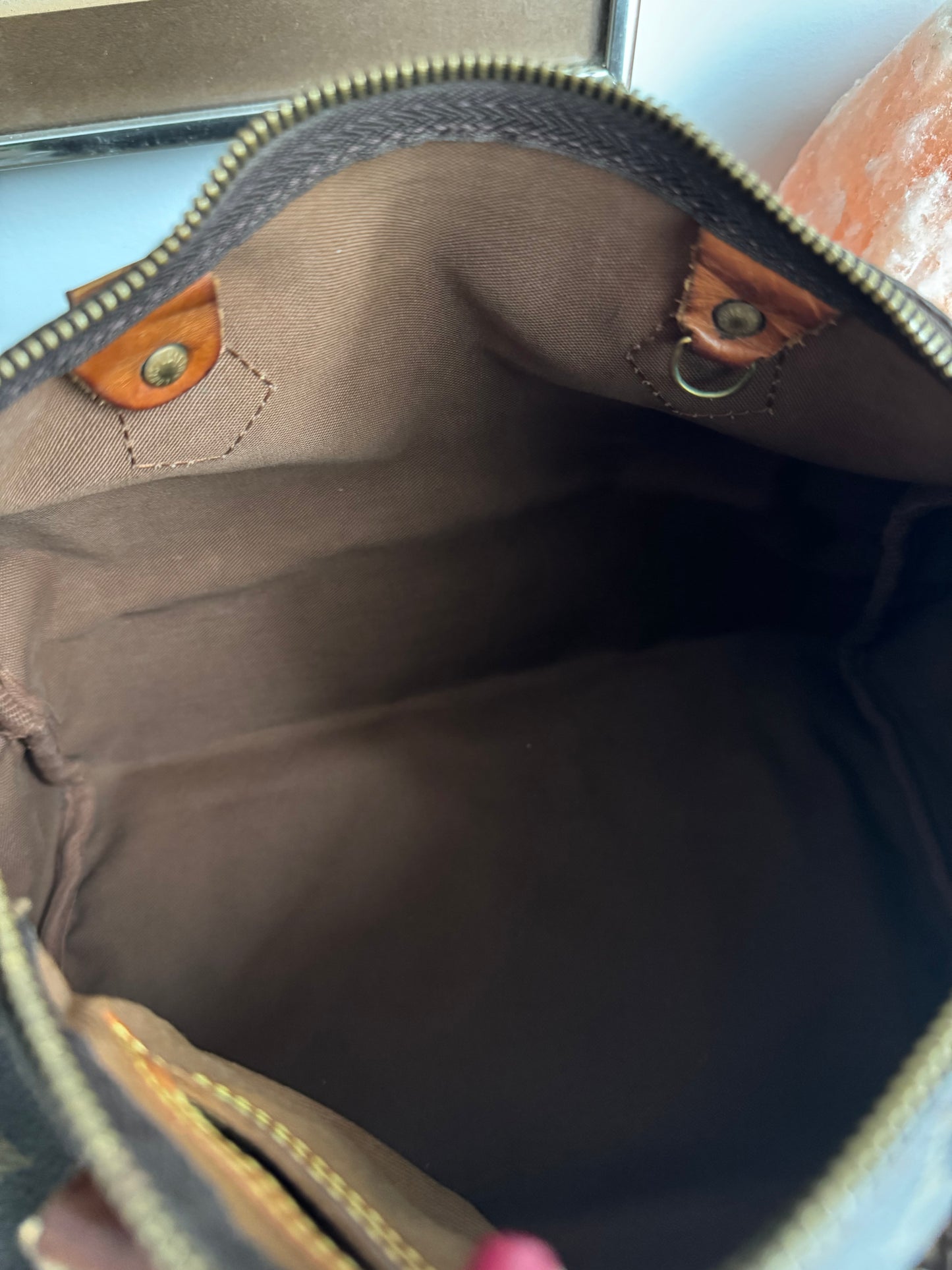 Customized Vintage Louis Vuitton Speedy 30 - Cherry Heart Edition