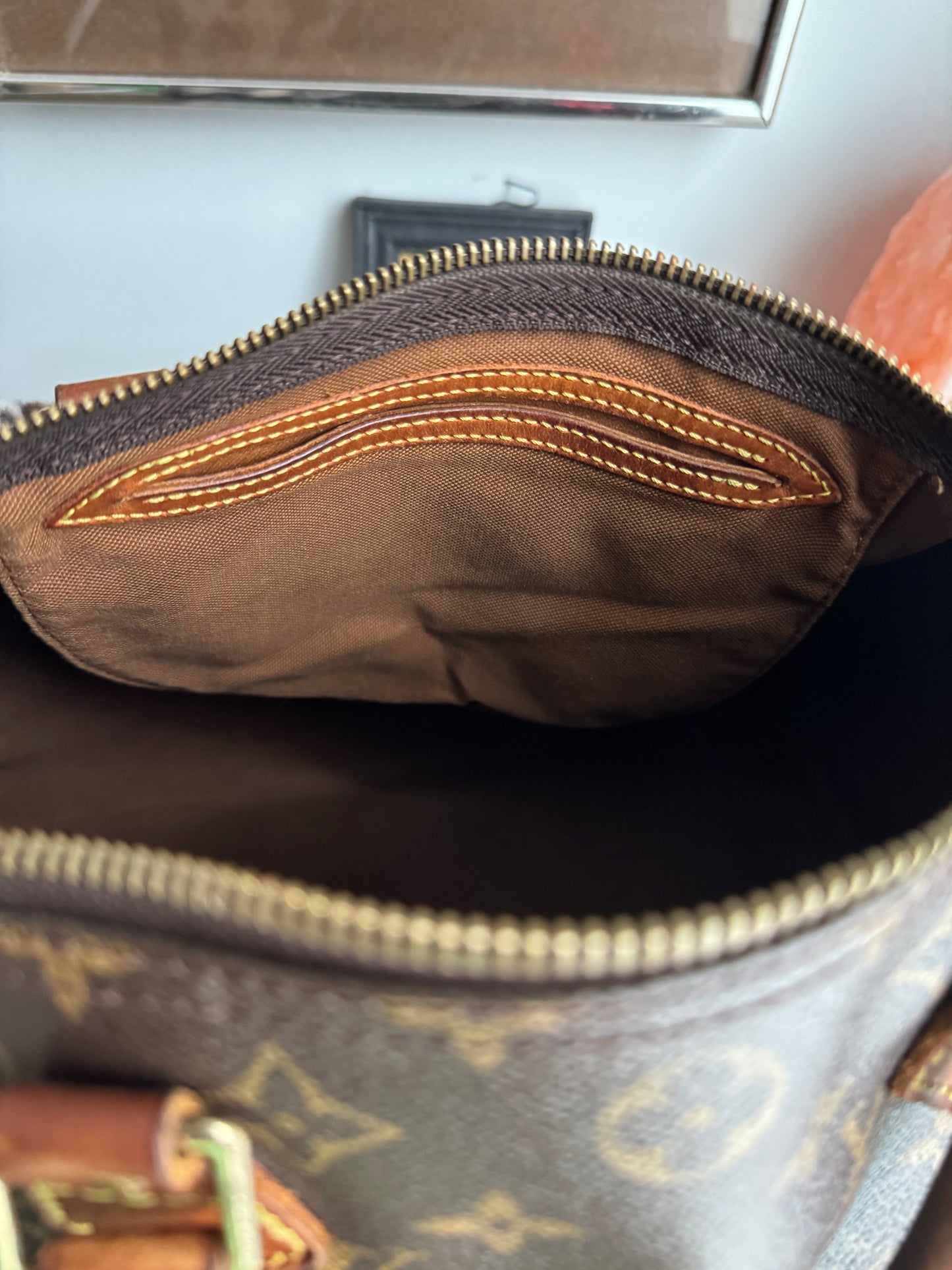 Customized Vintage Louis Vuitton Speedy 30 - Cherry Heart Edition